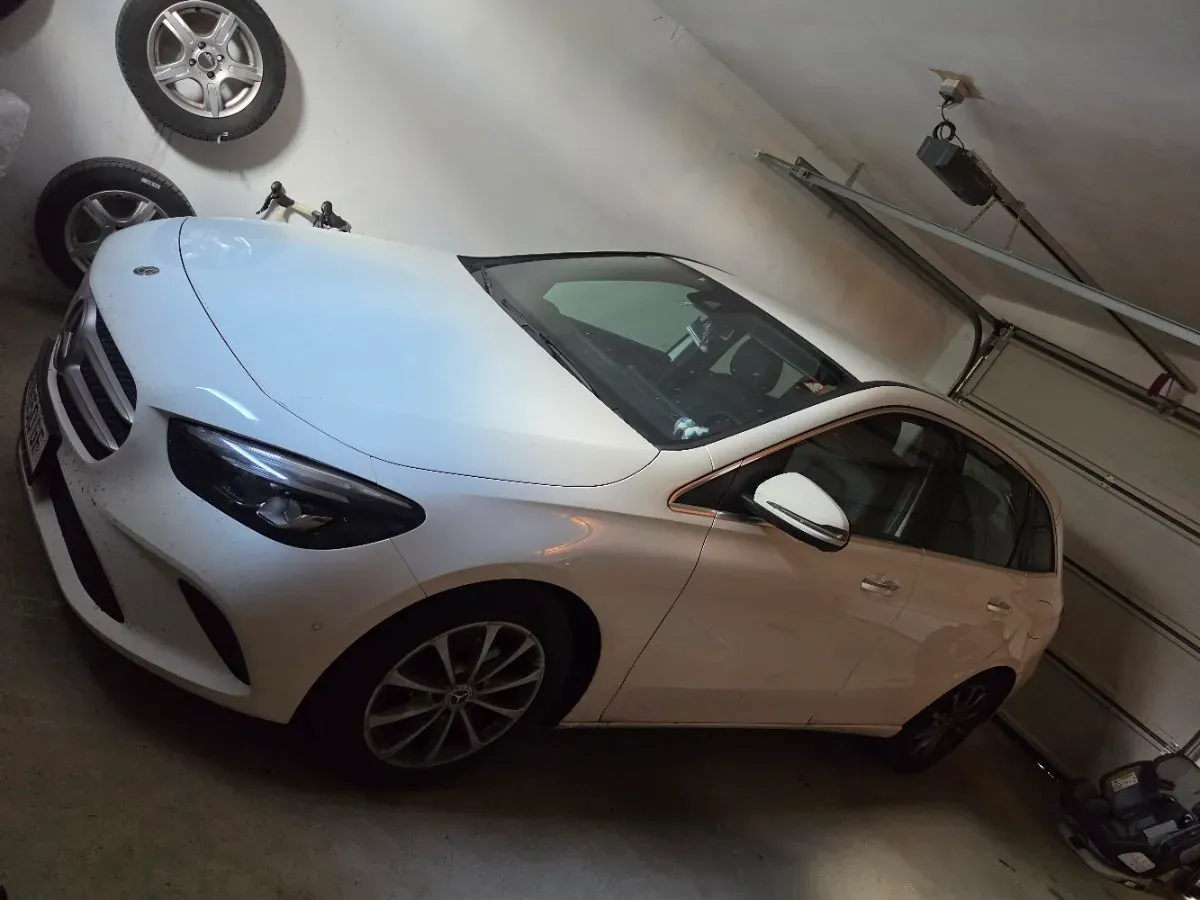 Mercedes-Benz B-Class 2019 photo 2