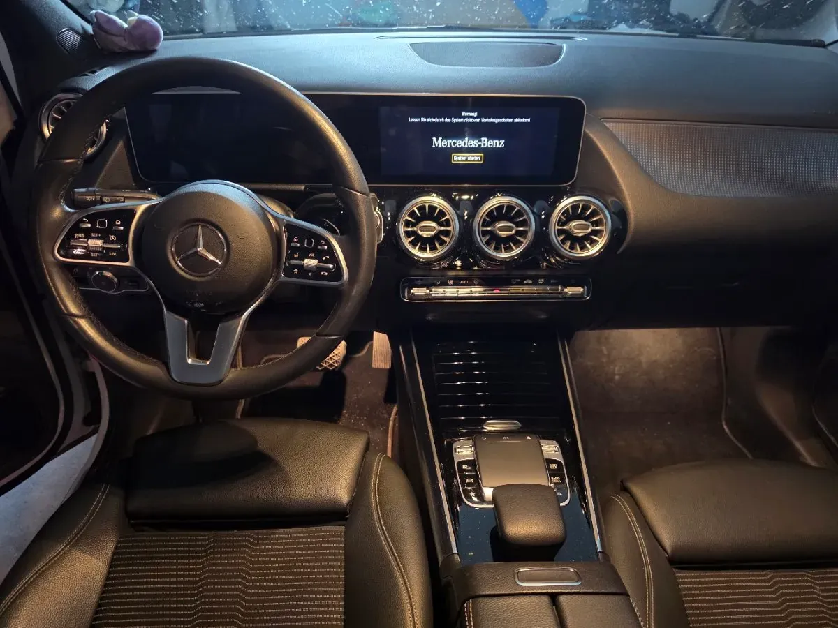 Mercedes-Benz B-Class 2019 photo 3