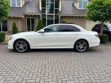 Mercedes-Benz E-Class 2016 photo 2