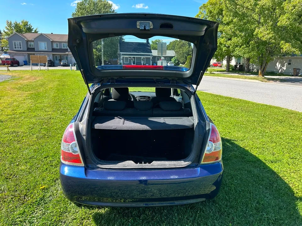 Hyundai Accent 2011 photo 5