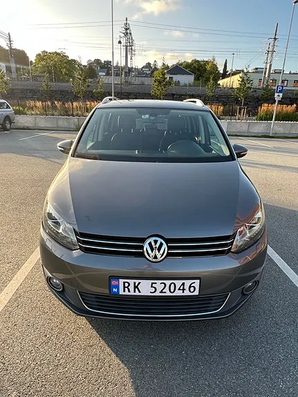 Volkswagen Touran 2012 photo 3