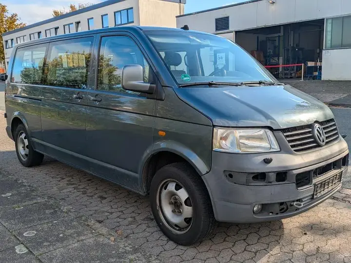 Volkswagen T5 Transporter