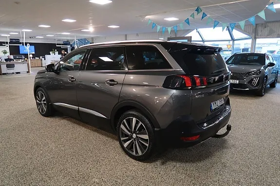 Peugeot 5008 2019 photo 3