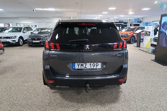 Peugeot 5008 2019 photo 4