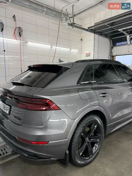 Audi Q8 2019 photo 4