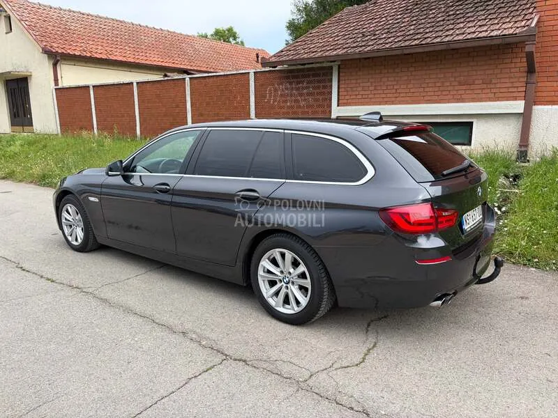 BMW 520 Touring 2011 photo 4