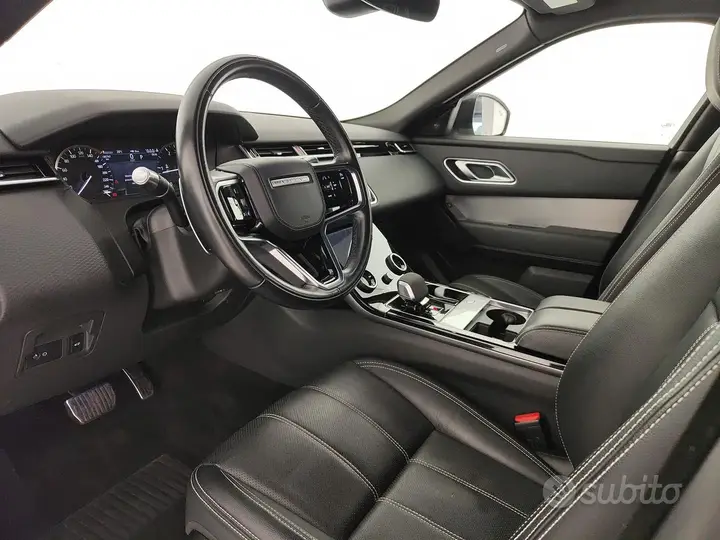 Land Rover Range Rover Velar 2022 photo 5