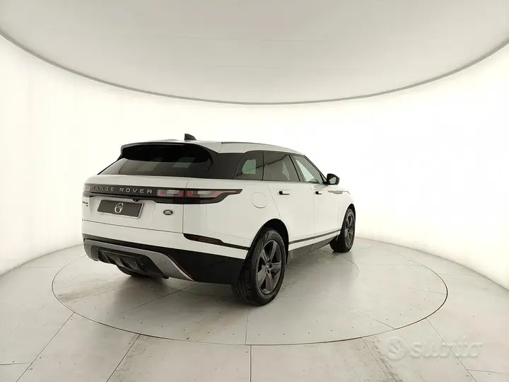 Land Rover Range Rover Velar 2022 photo 3