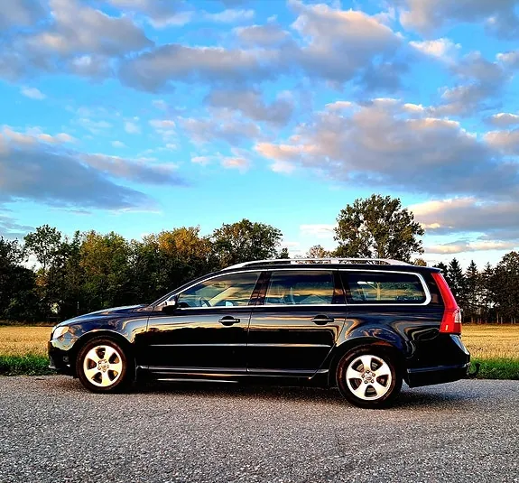 Volvo V70 2009 photo 5