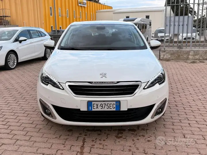 Peugeot 308 2014 photo 2