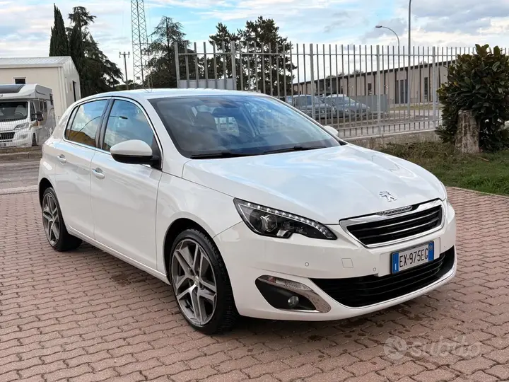 Peugeot 308 2014 photo 3