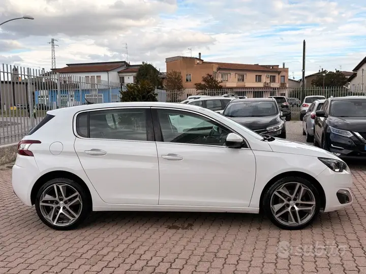 Peugeot 308 2014 photo 4