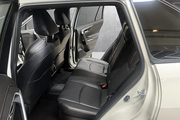 Toyota Rav4 2021 photo 4