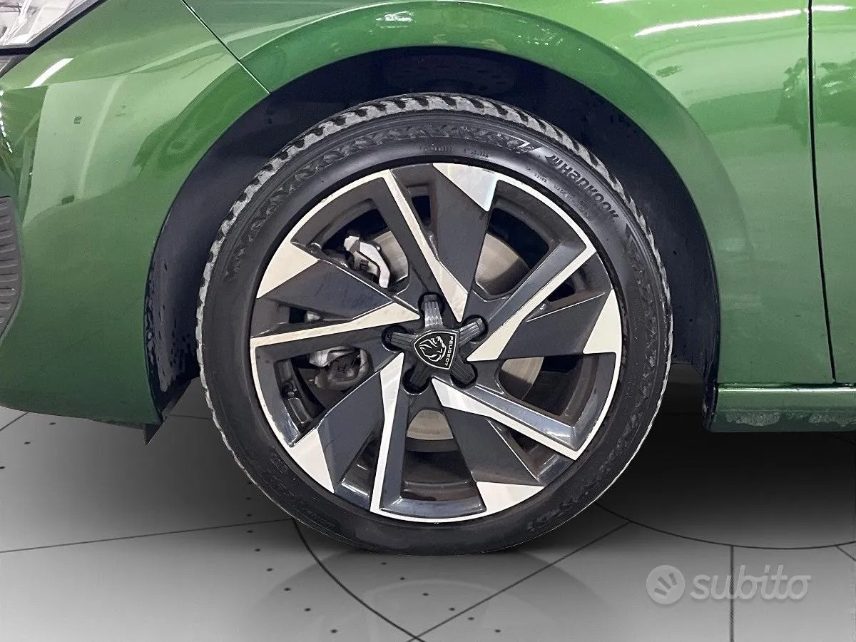 Peugeot 308 2023 photo 4