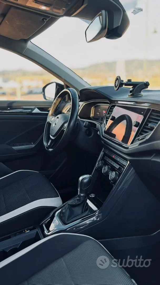 Volkswagen T-Roc 2019 photo 3