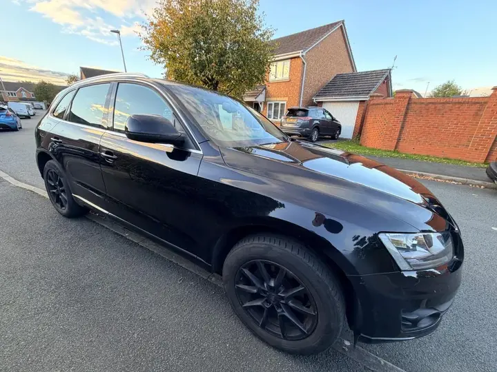 Audi Q5 2011 photo 2