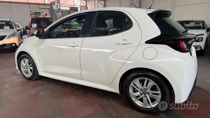 Toyota Yaris 2021 photo 3