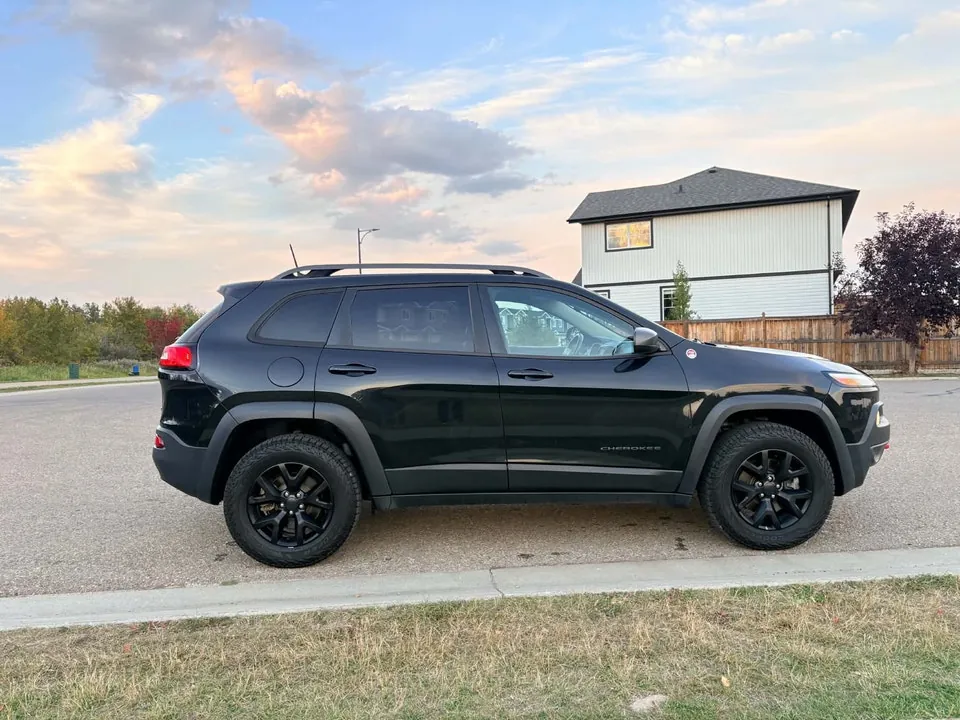 Jeep Cherokee Trailhawk 2016 photo 2