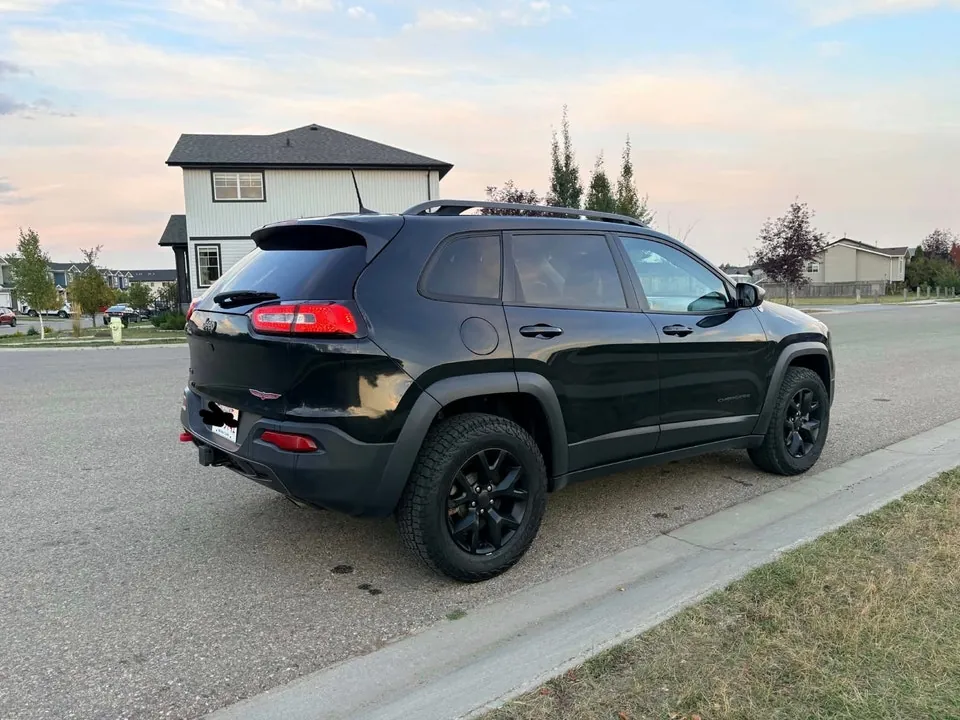 Jeep Cherokee Trailhawk 2016 photo 3