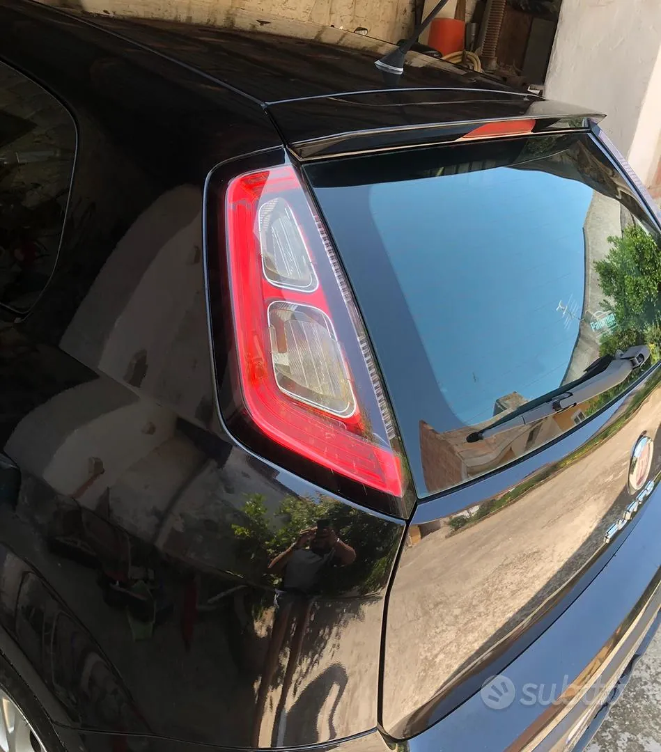 Fiat Punto Evo 2010 photo 2