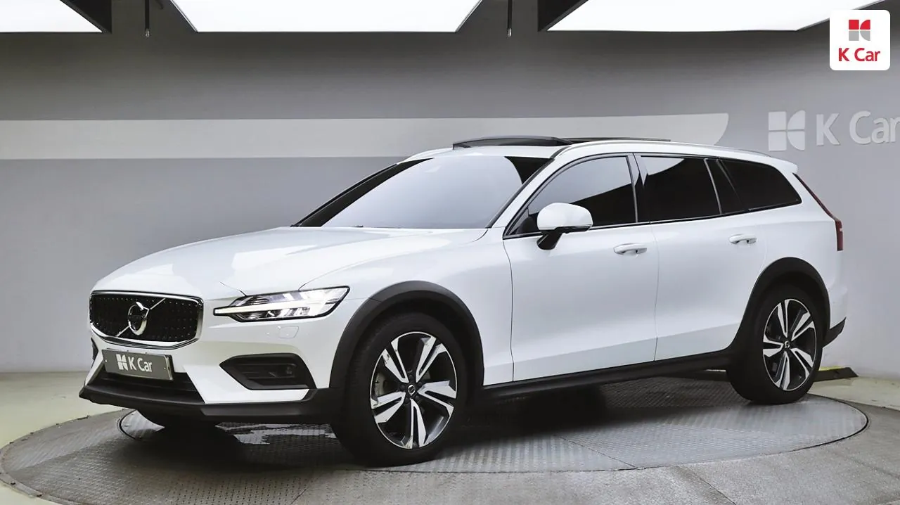 Volvo V60 Cross Country 2019 photo 3
