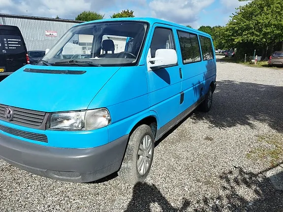 Volkswagen Caravelle 2000 photo 5