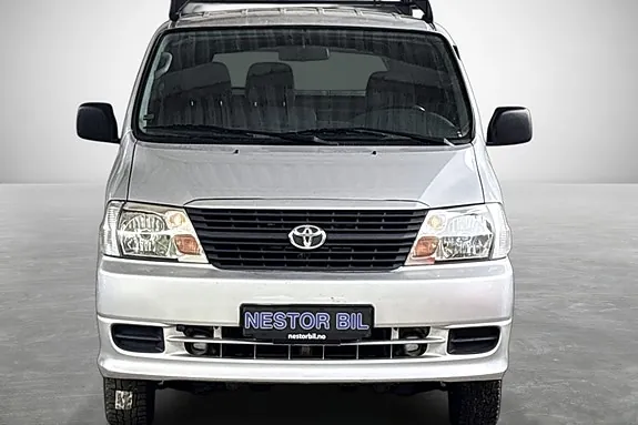 Toyota Hiace 2007 photo 2