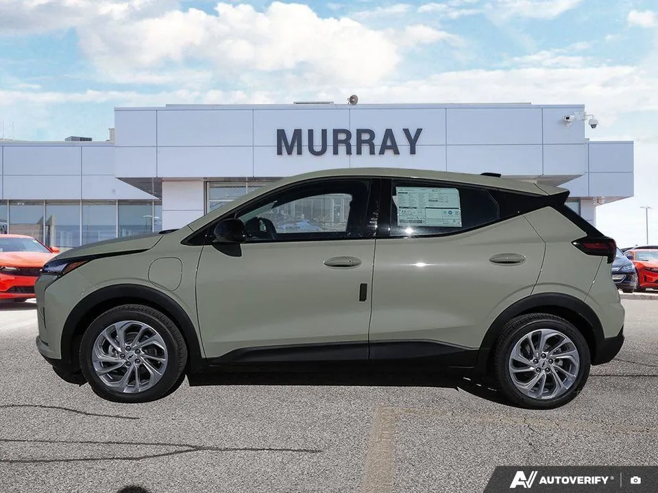 Chevrolet Bolt 2027 photo 4