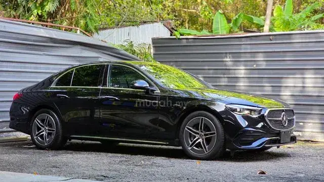 Mercedes-Benz E200