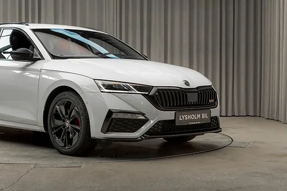 Skoda Octavia Rs 2023 photo 2