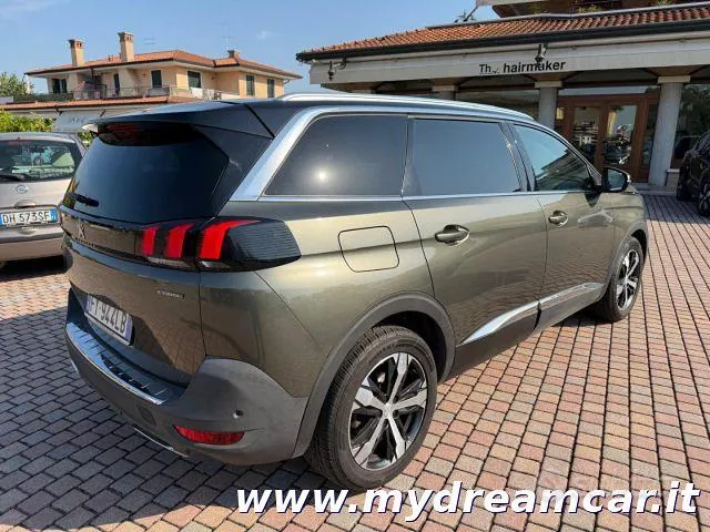 Peugeot 5008 2018 photo 4