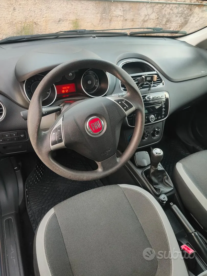 Fiat Punto Evo 2012 photo 5