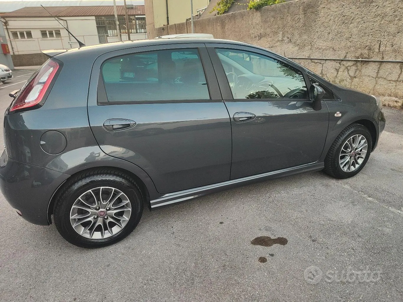 Fiat Punto Evo 2012 photo 3