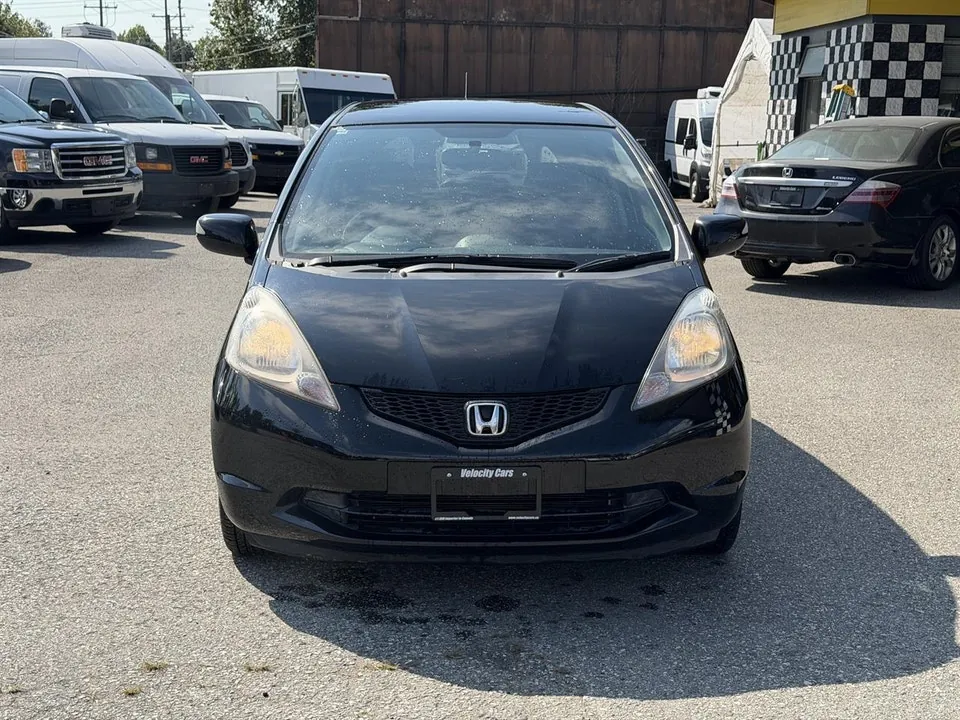 Honda Fit 2010 photo 2