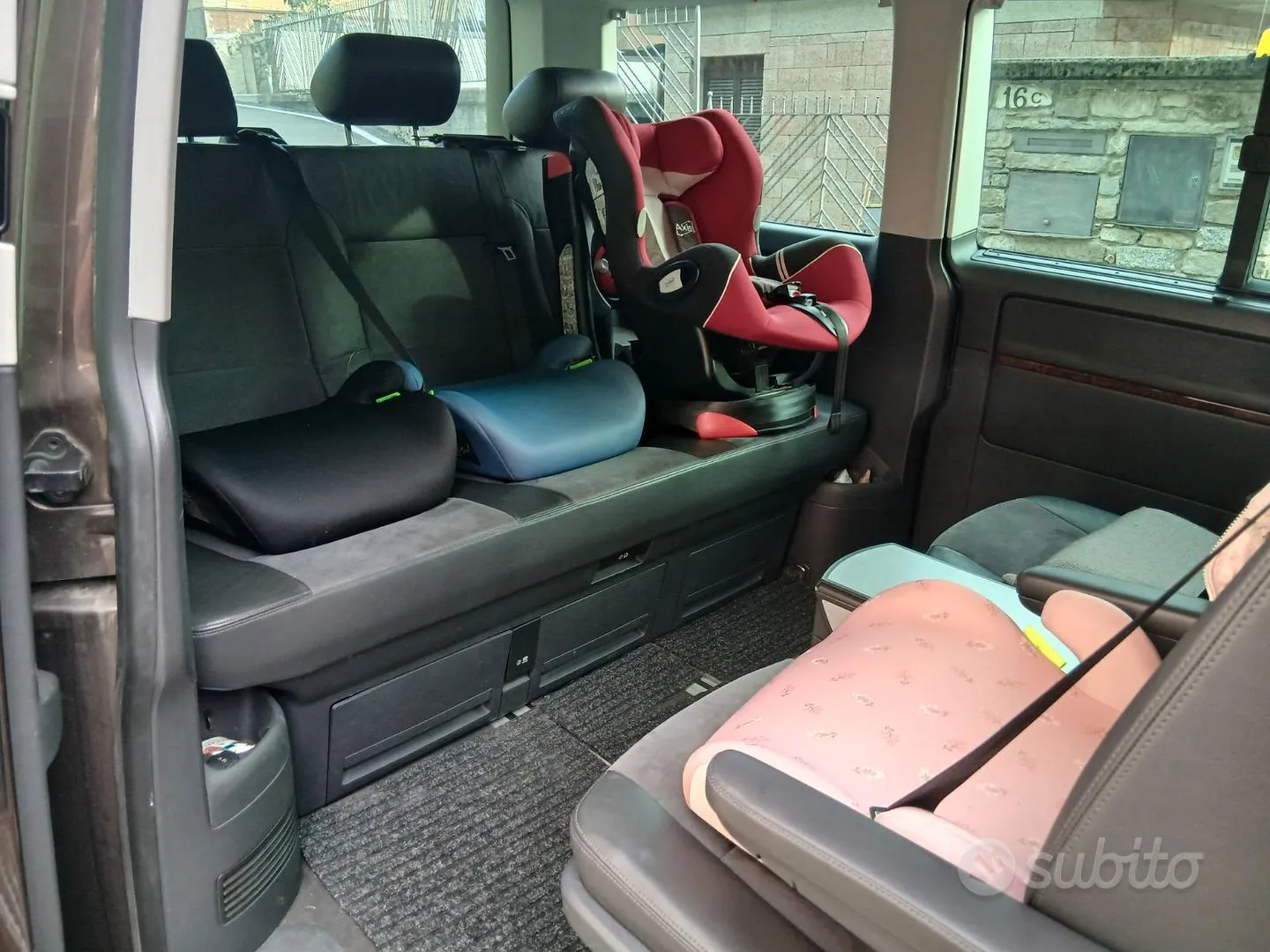 Volkswagen T5 2010 photo 5