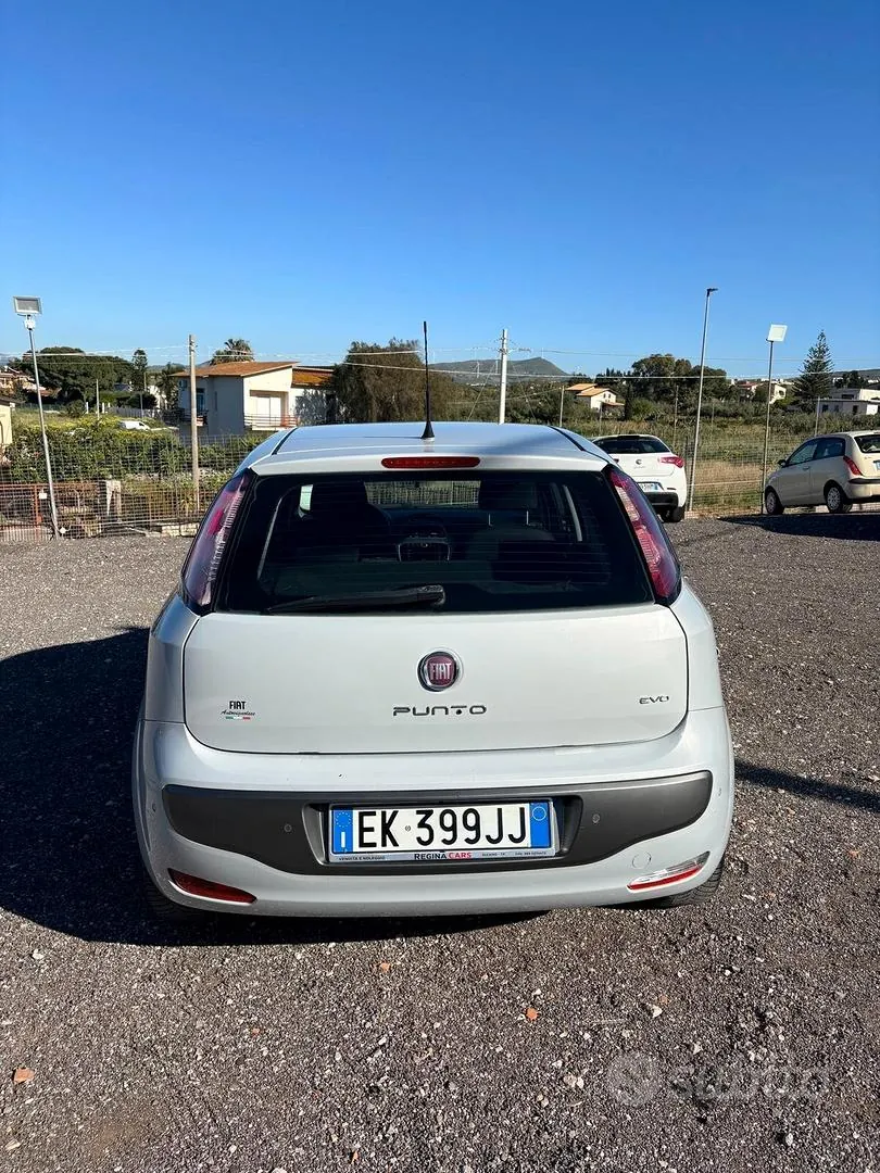 Fiat Punto Evo 2011 photo 5