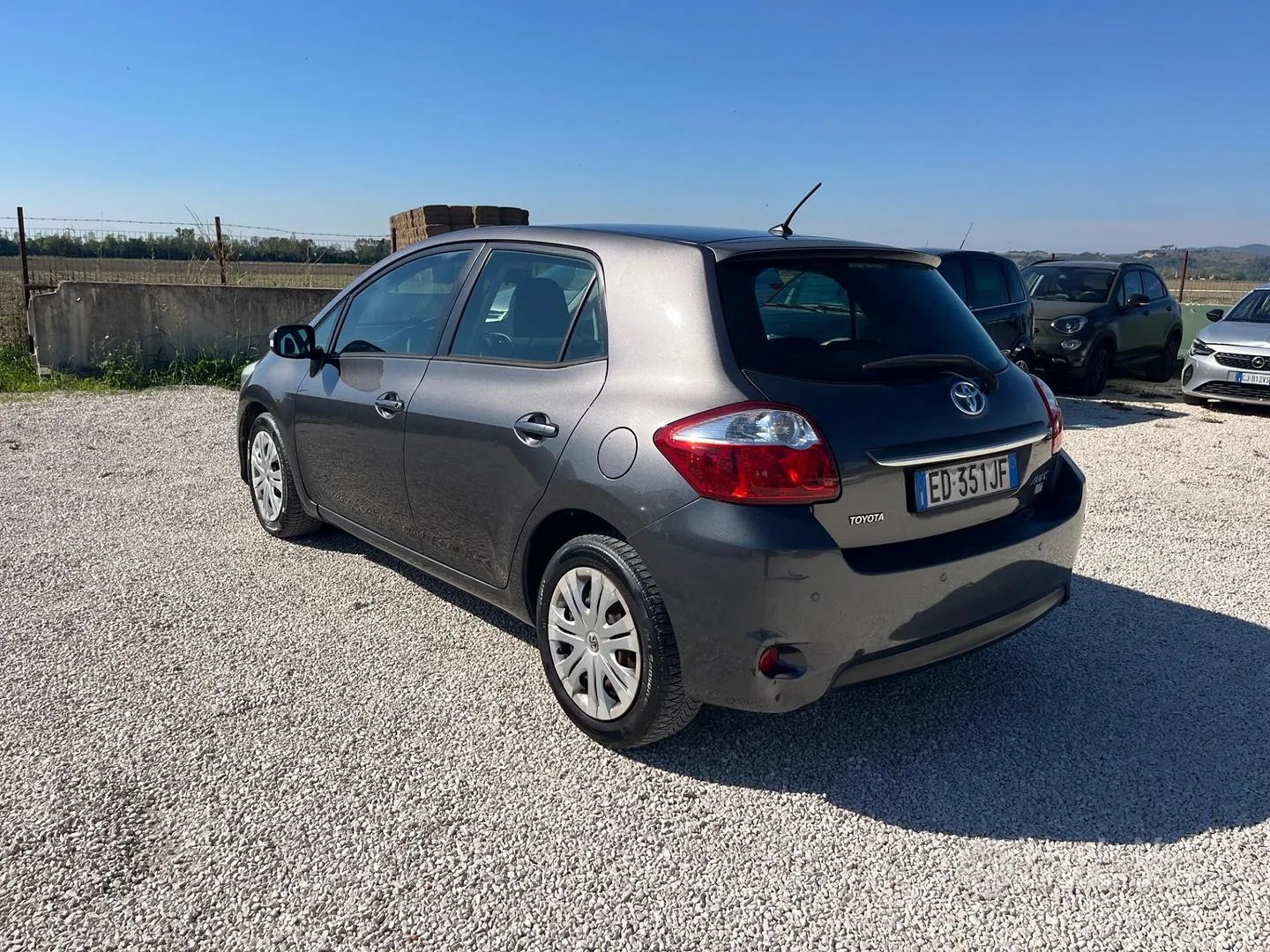 Toyota Auris 2012 photo 4