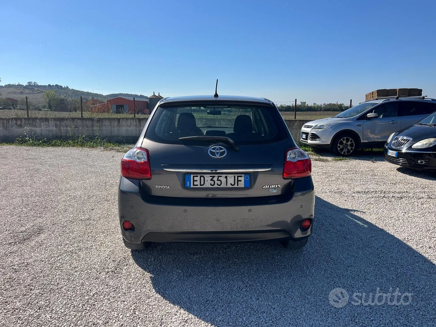 Toyota Auris 2012 photo 5