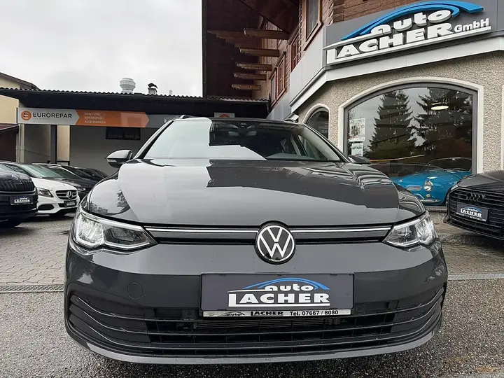 Volkswagen Golf Variant 2024 photo 2