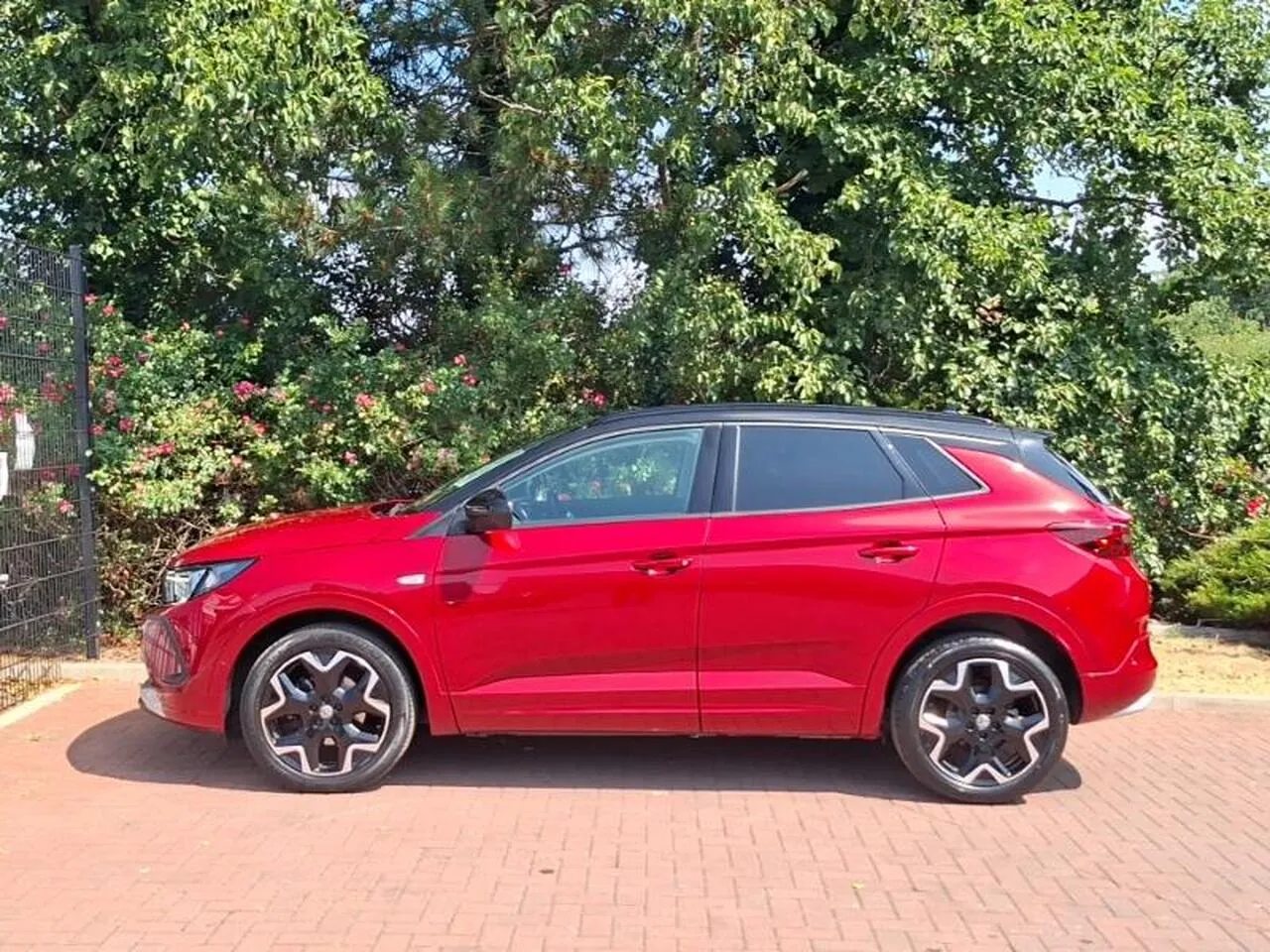 Vauxhall Grandland 2023 photo 4