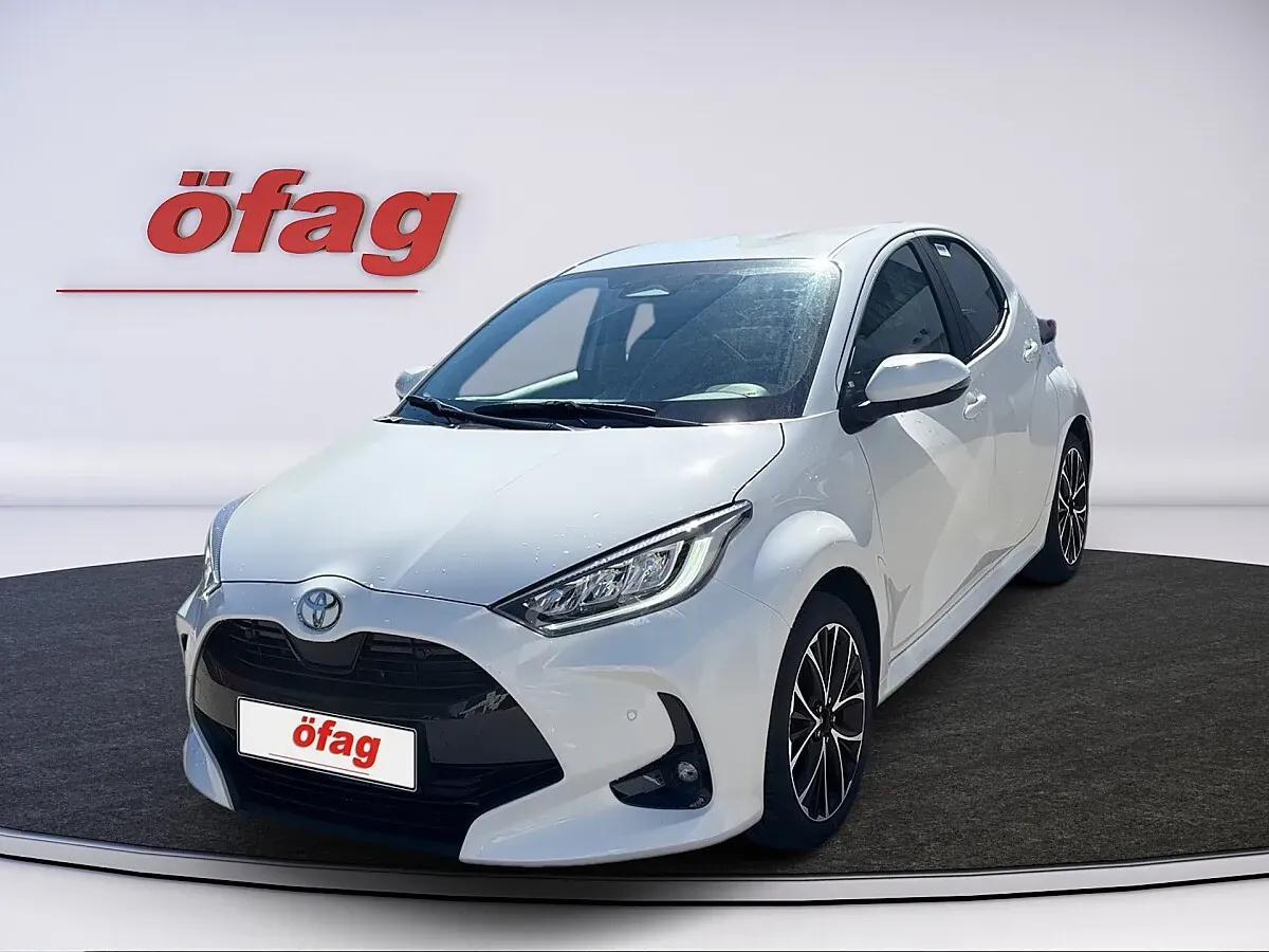 Toyota Yaris photo 3
