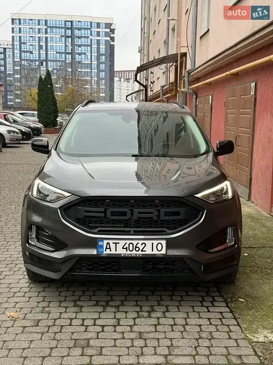 Ford Edge 2023 photo 2