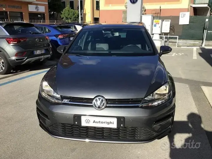Volkswagen Golf 2018 photo 2