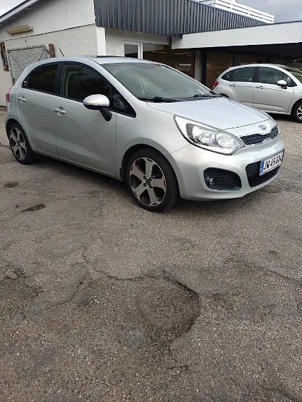 Kia Rio 2012 photo 4