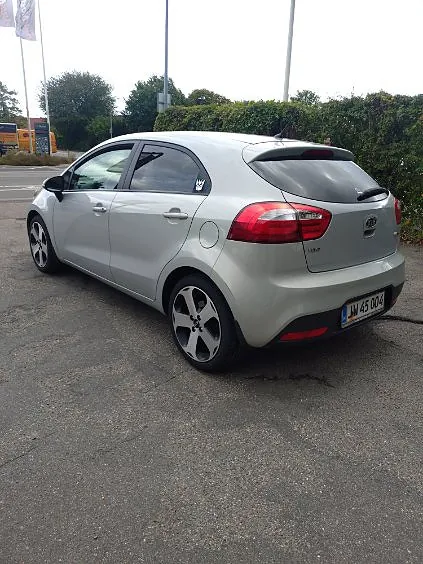 Kia Rio 2012 photo 3