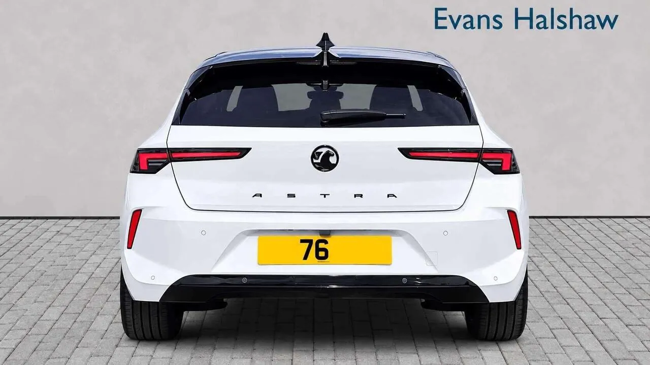Vauxhall Astra 2026 photo 2