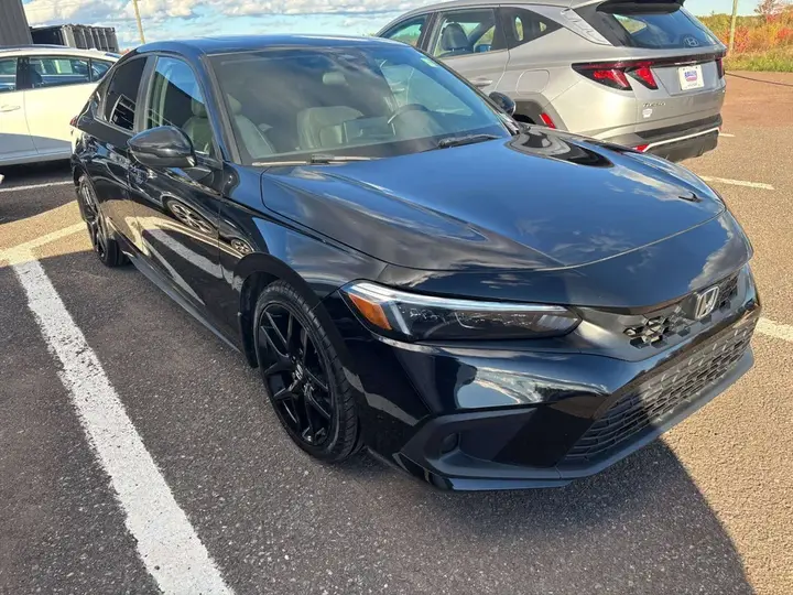 Honda Civic 2024 photo 3