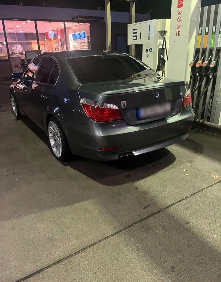 BMW 525I
