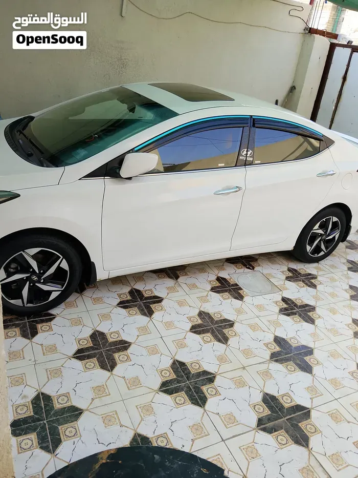 Hyundai Elantra 2016 photo 3