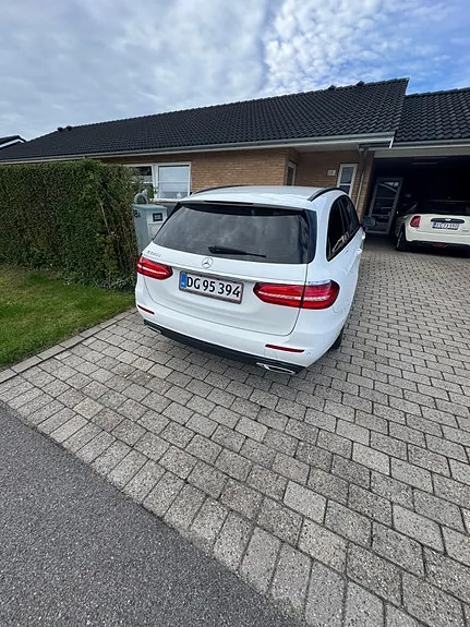 Mercedes-Benz E220 D 2016 photo 3